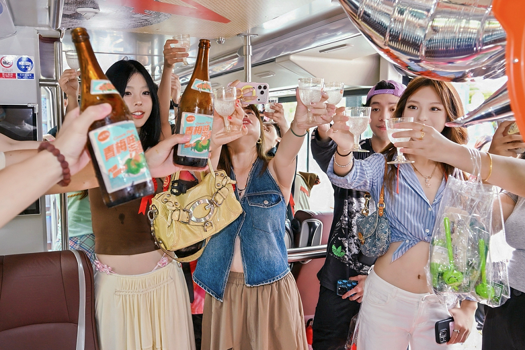时光梅酒新势力青梅汽酒，“724”理念和广深年轻人超搭的悦己生活CP！