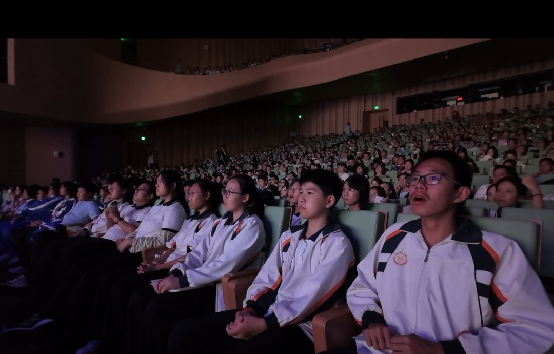 沉浸式感悟科学家精神&mdash;&mdash;《千里共同途》成华专场舞台剧成功上演